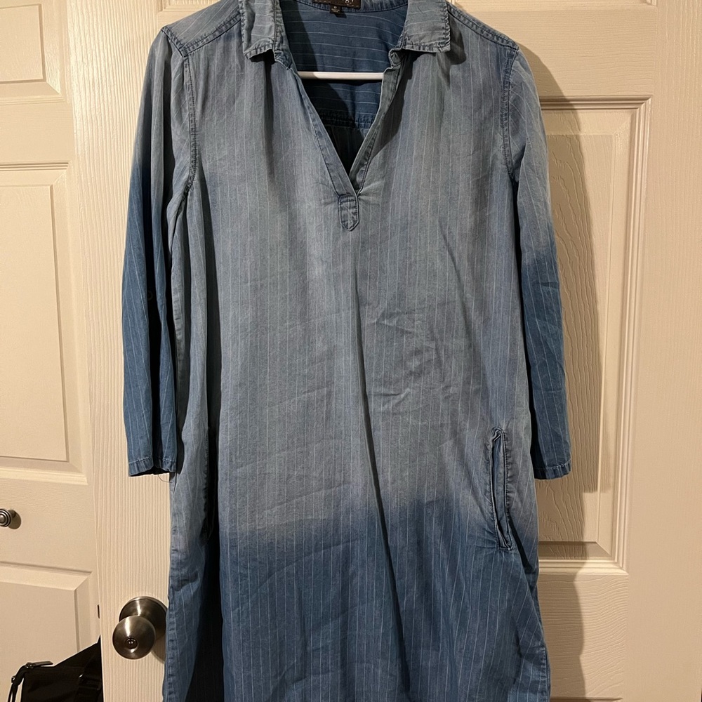Denim tunic top with pockets!!